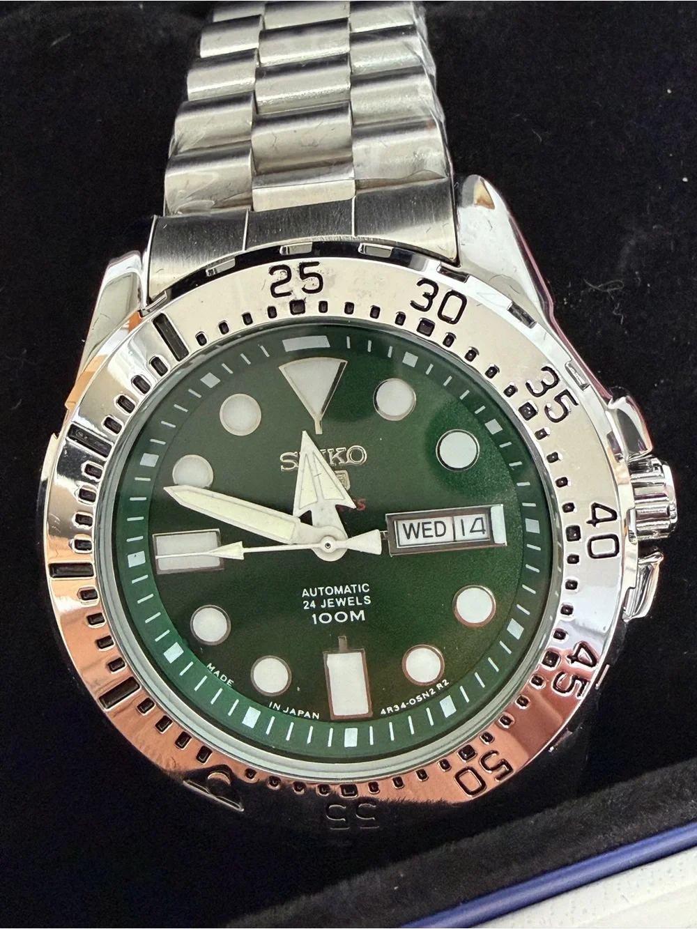 Seiko Stainless Steel Watch with Green Dial and Silver Bezel